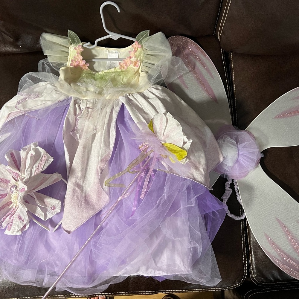 Pottery Barn Kids Lavender Paper Flower Fairy Halloween Costume Size 4-6 Wand